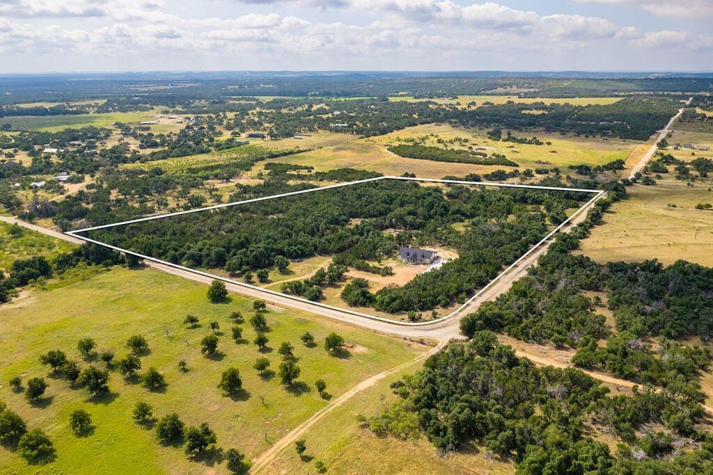 20.49 acres in Gillespie County