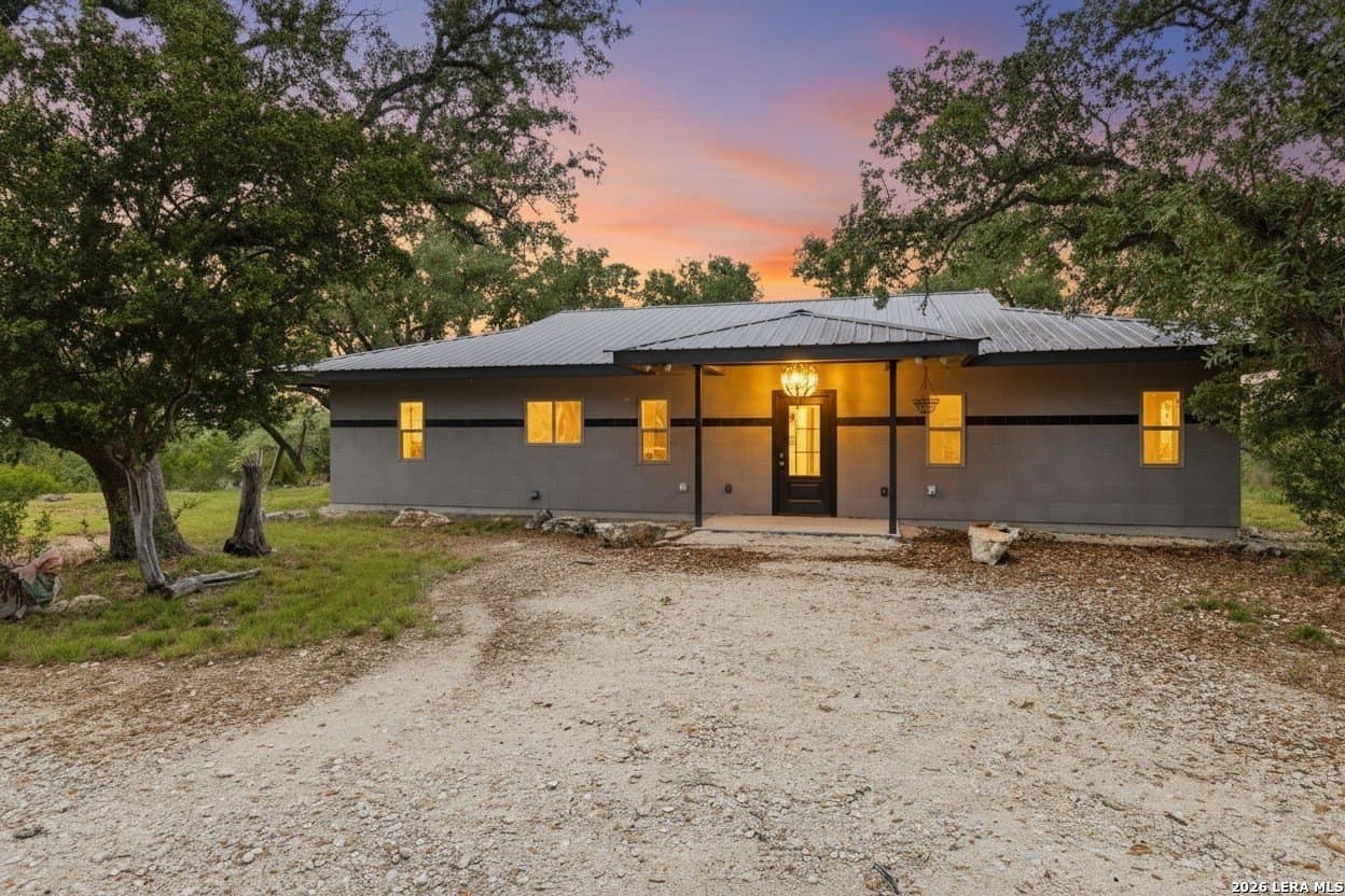 29.87 acres in Comal County