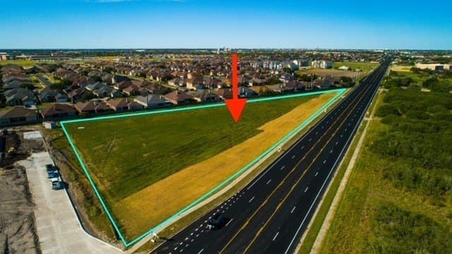 3.91 acres in Nueces County