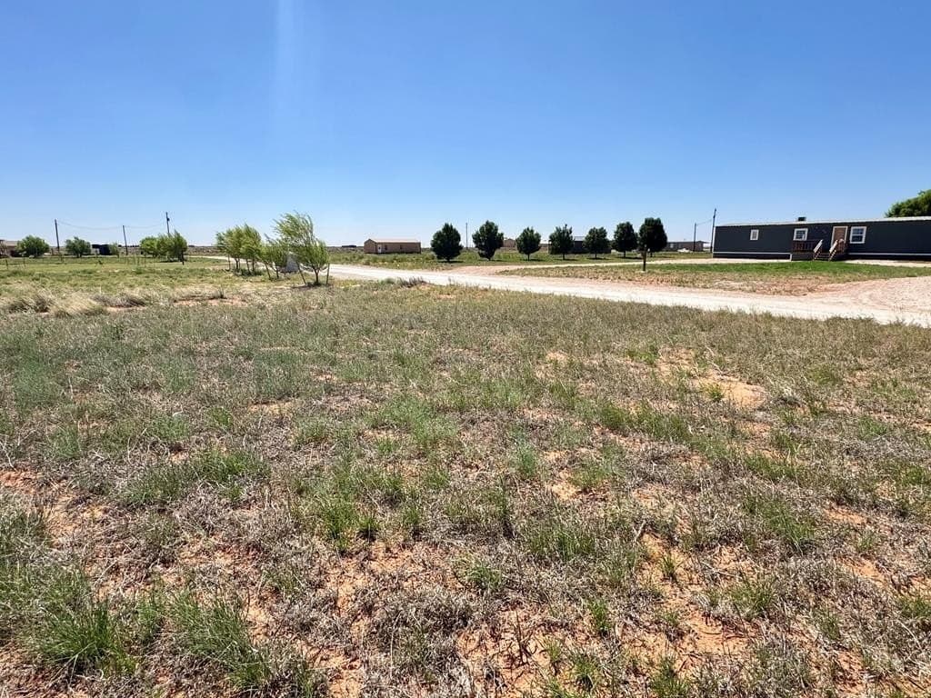 2 acres in Gaines County