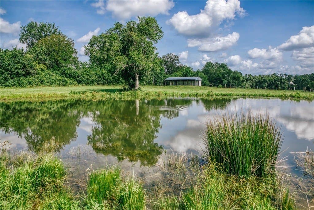 4.35 acres in MONTGOMERY County