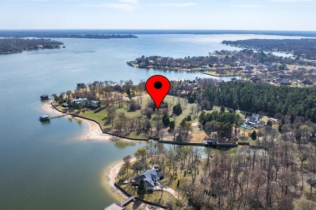 1.62 acres in Henderson County