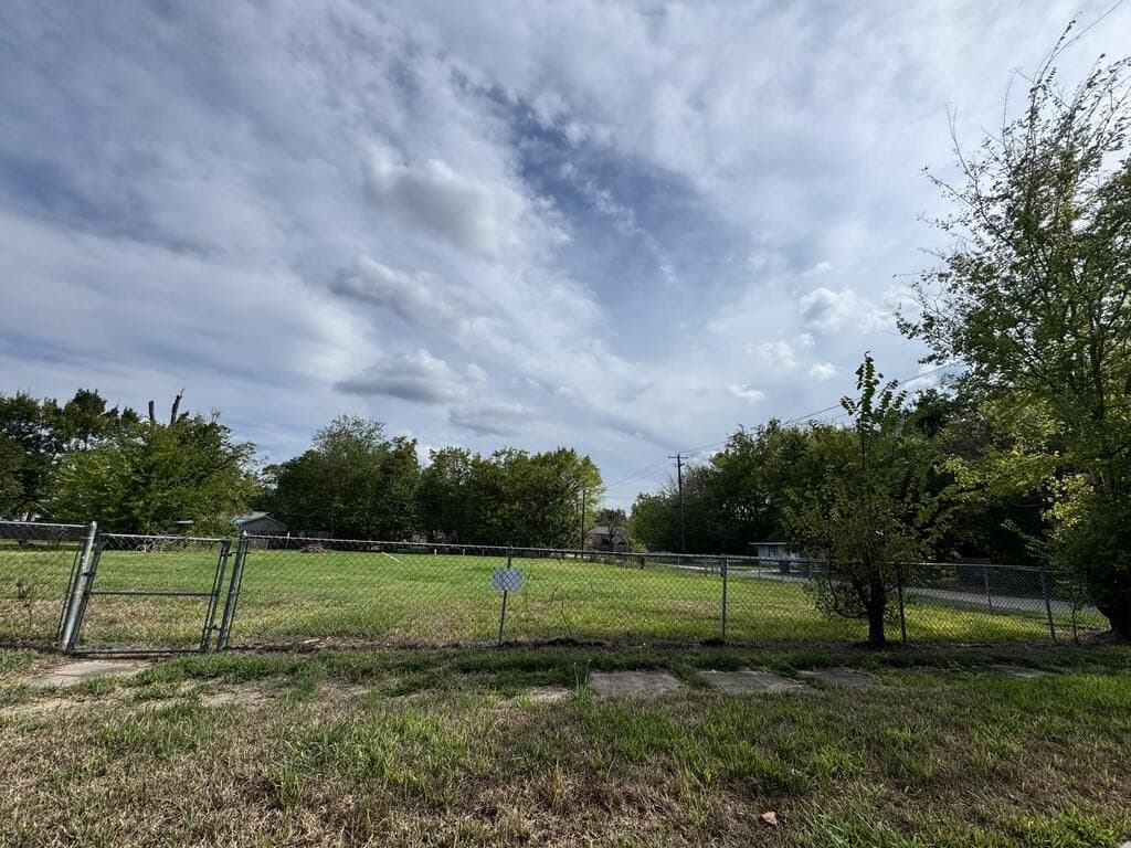 0.32 acres in Texas County