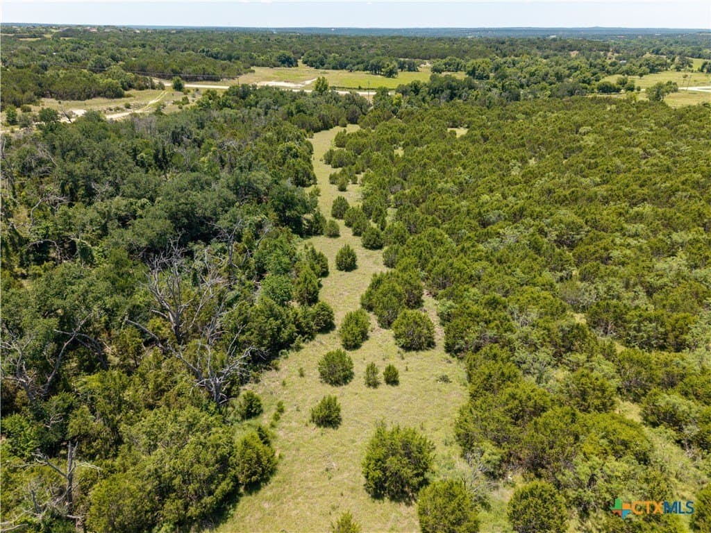 10 acres in Lampasas County