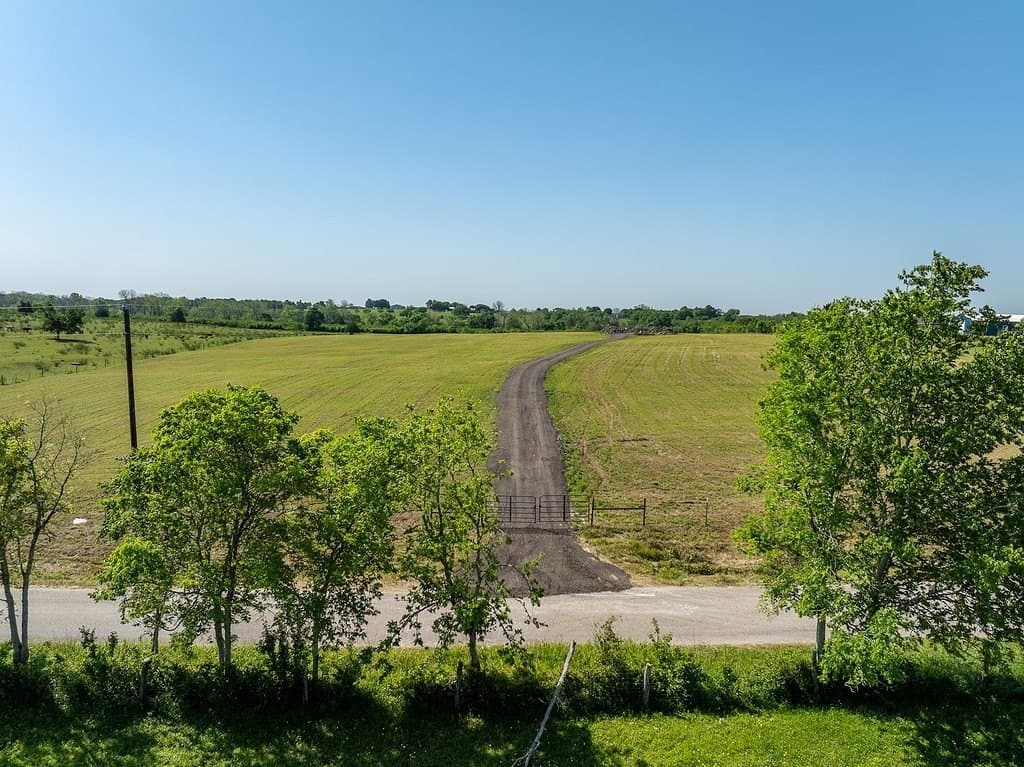 15.87 acres in Washington County