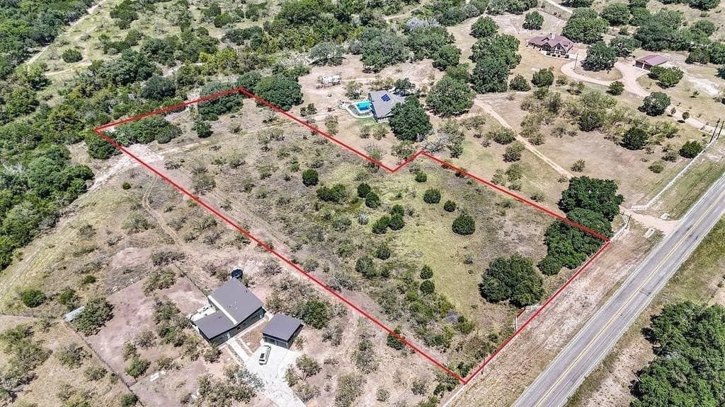 3.94 acres in Burnet County