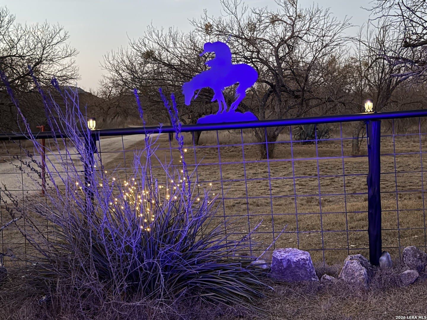 10 acres in Uvalde County