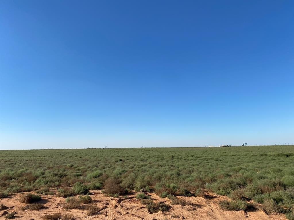 1 acres in Midland County