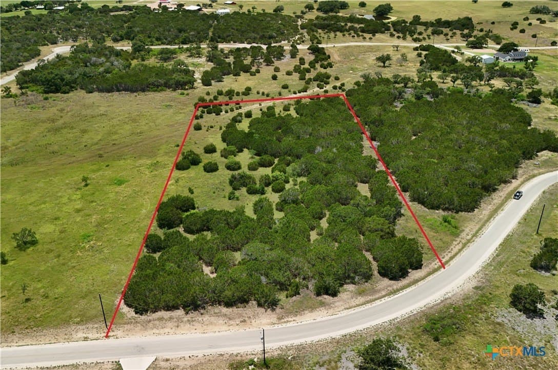 5 acres in Burnet County
