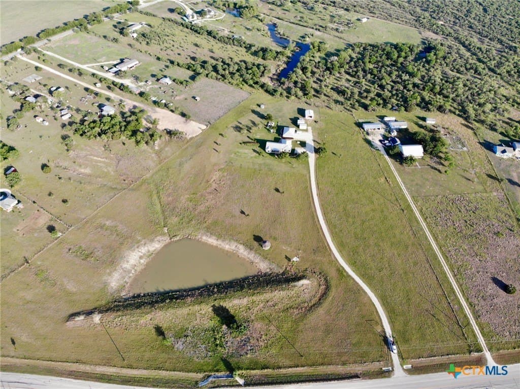 13.55 acres in Hays County