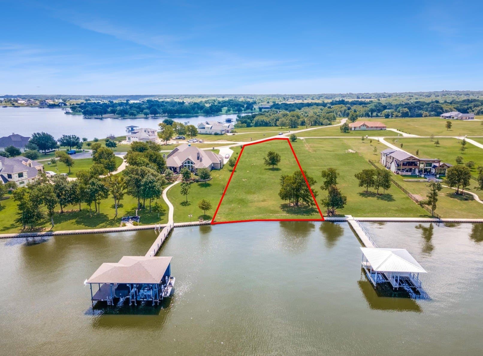 1.01 acres in Navarro County