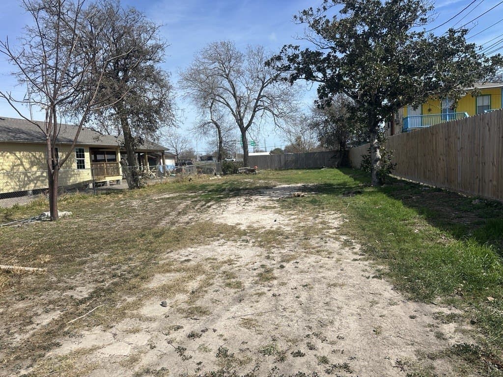 0.08 acres in Nueces County