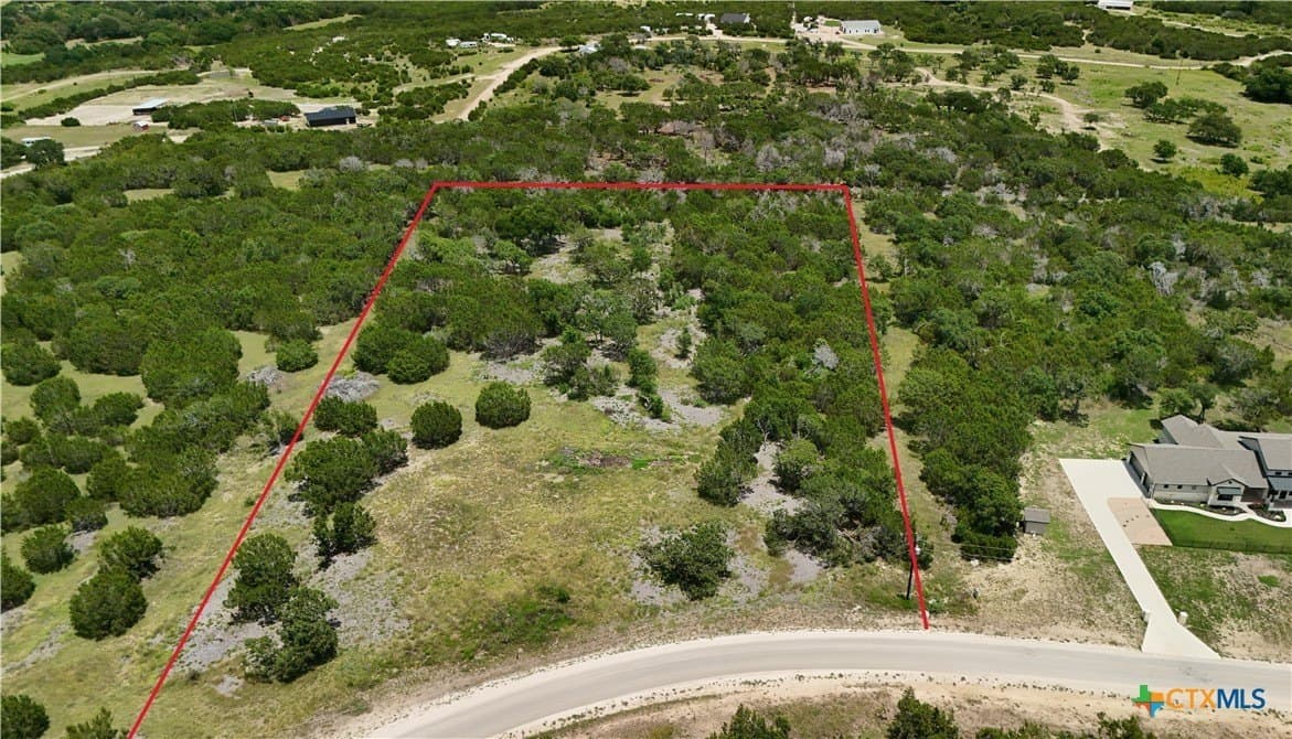 5.48 acres in Burnet County