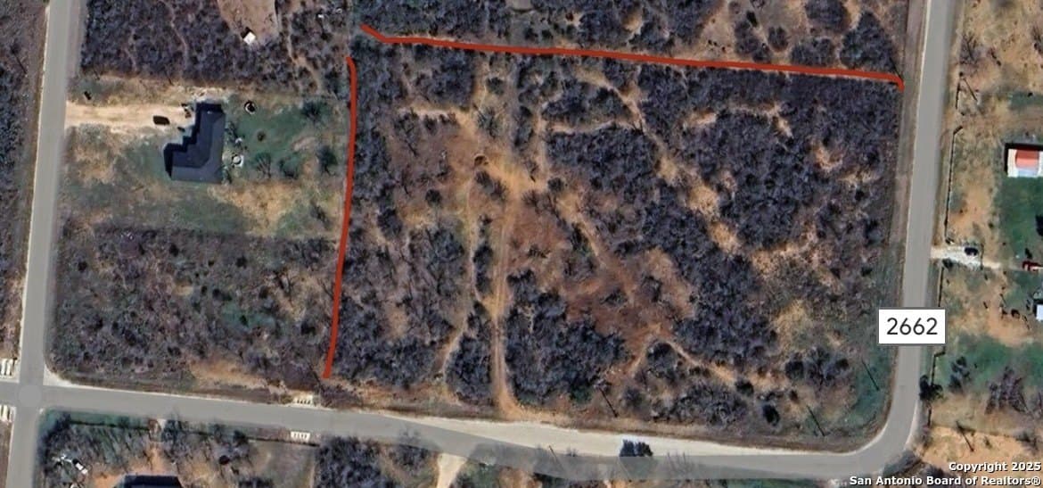 5.01 acres in Frio County
