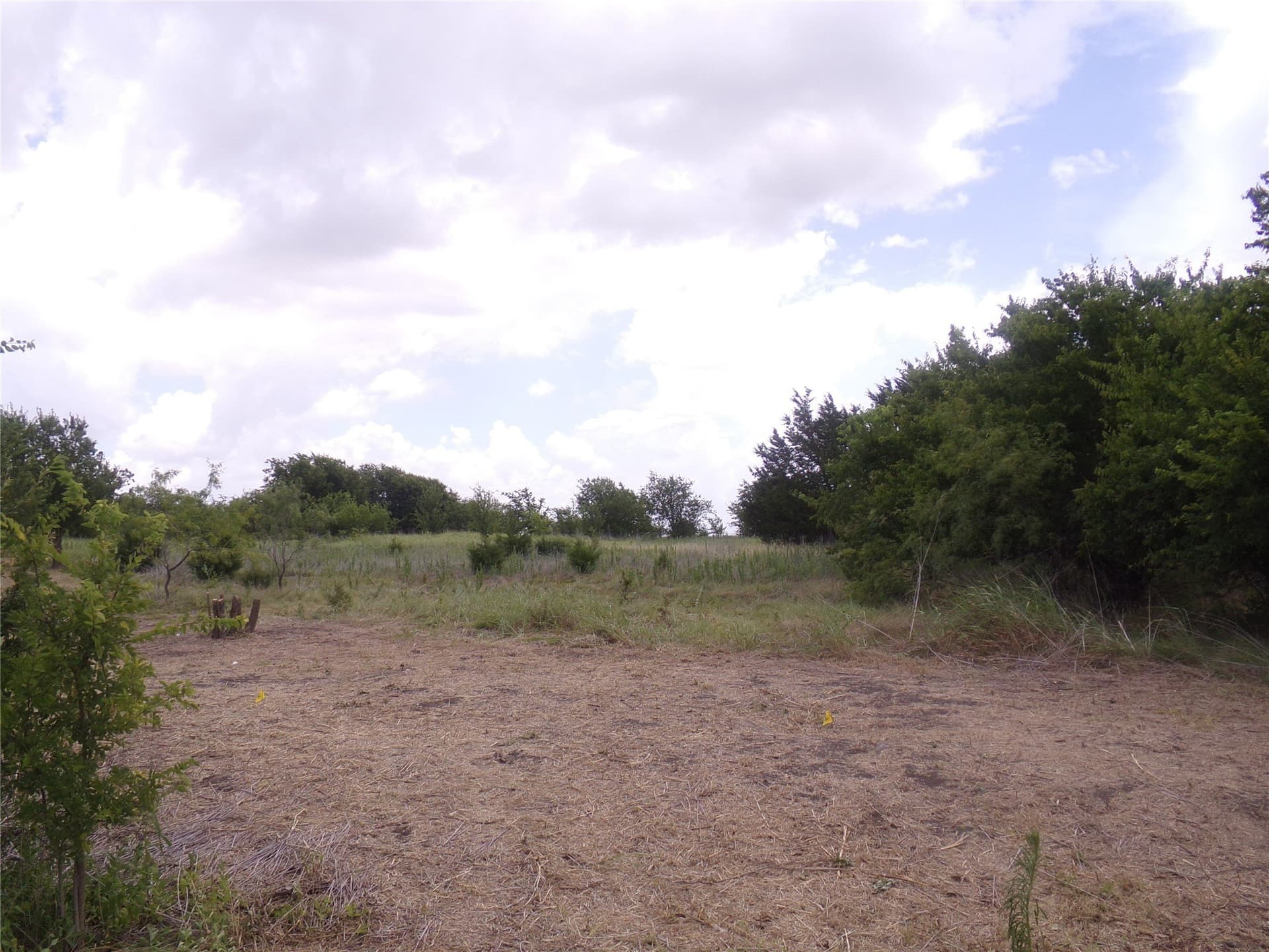 5.42 acres in Navarro County