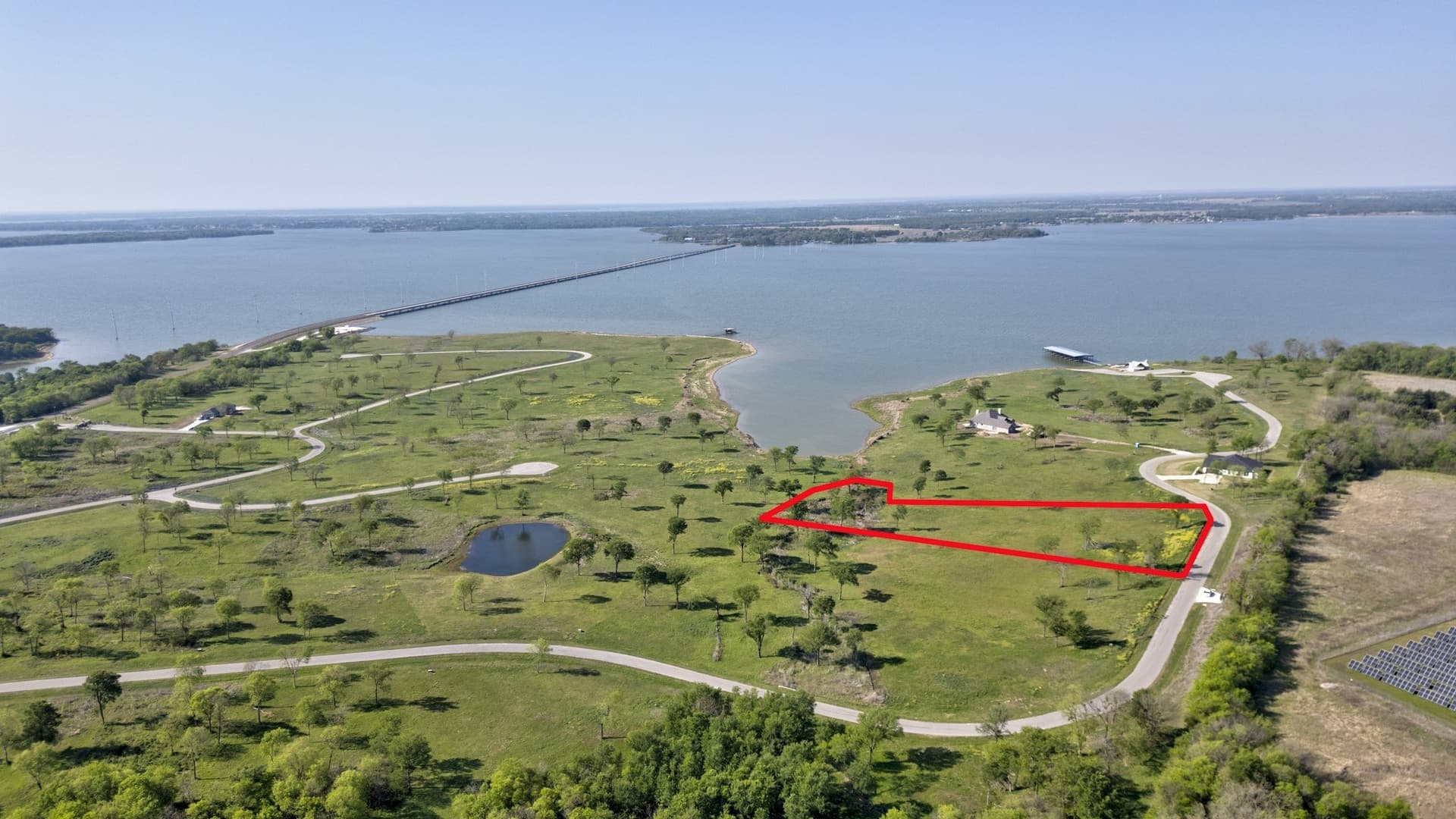 1.68 acres in Navarro County