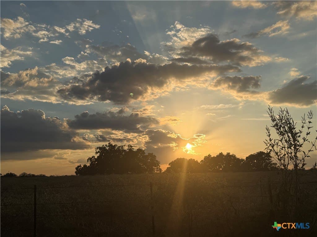 11 acres in Wilson County