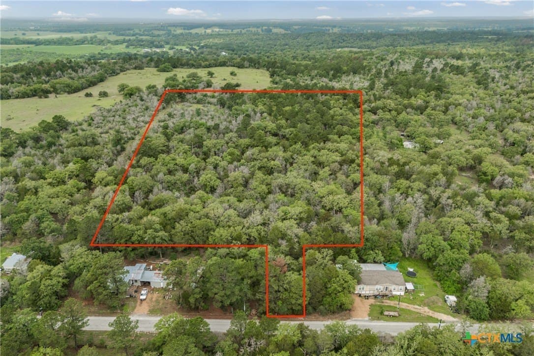 8.43 acres in Bastrop County
