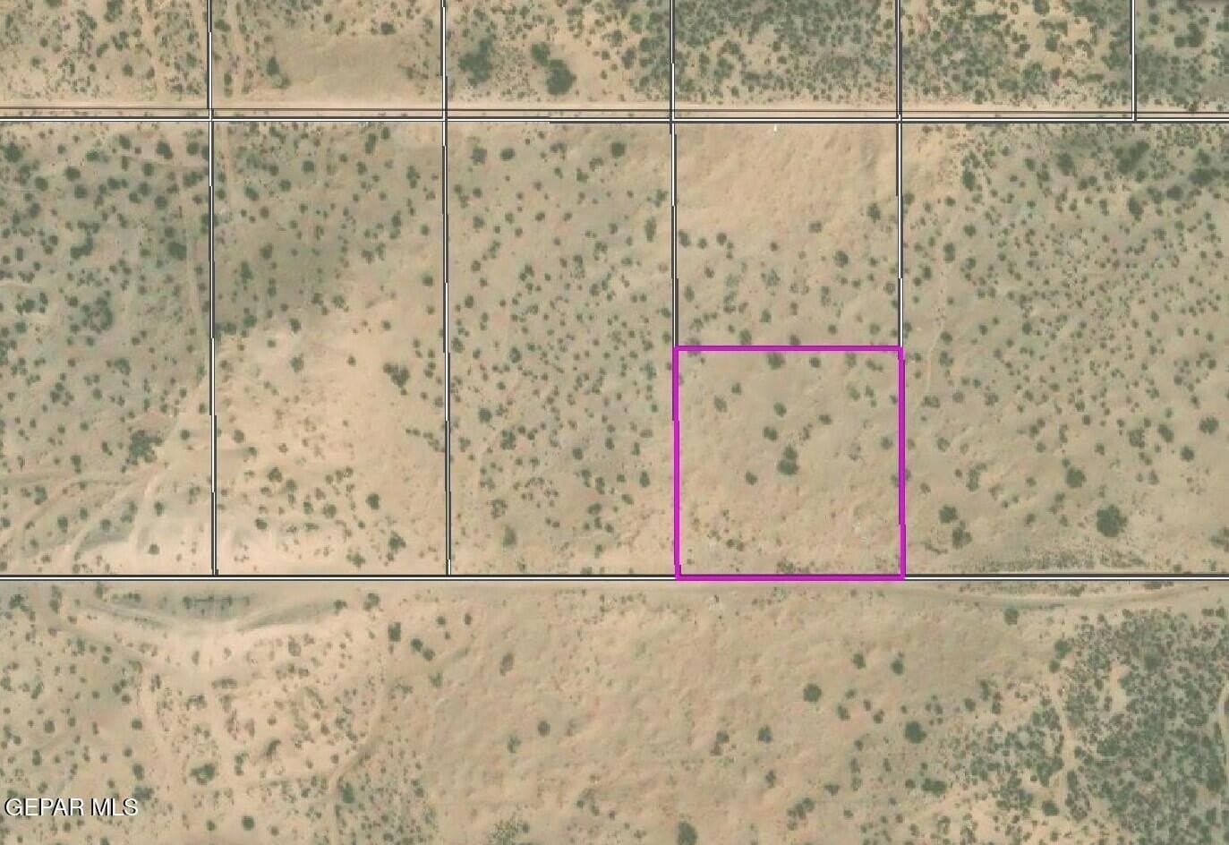 2.5 acres in El Paso County