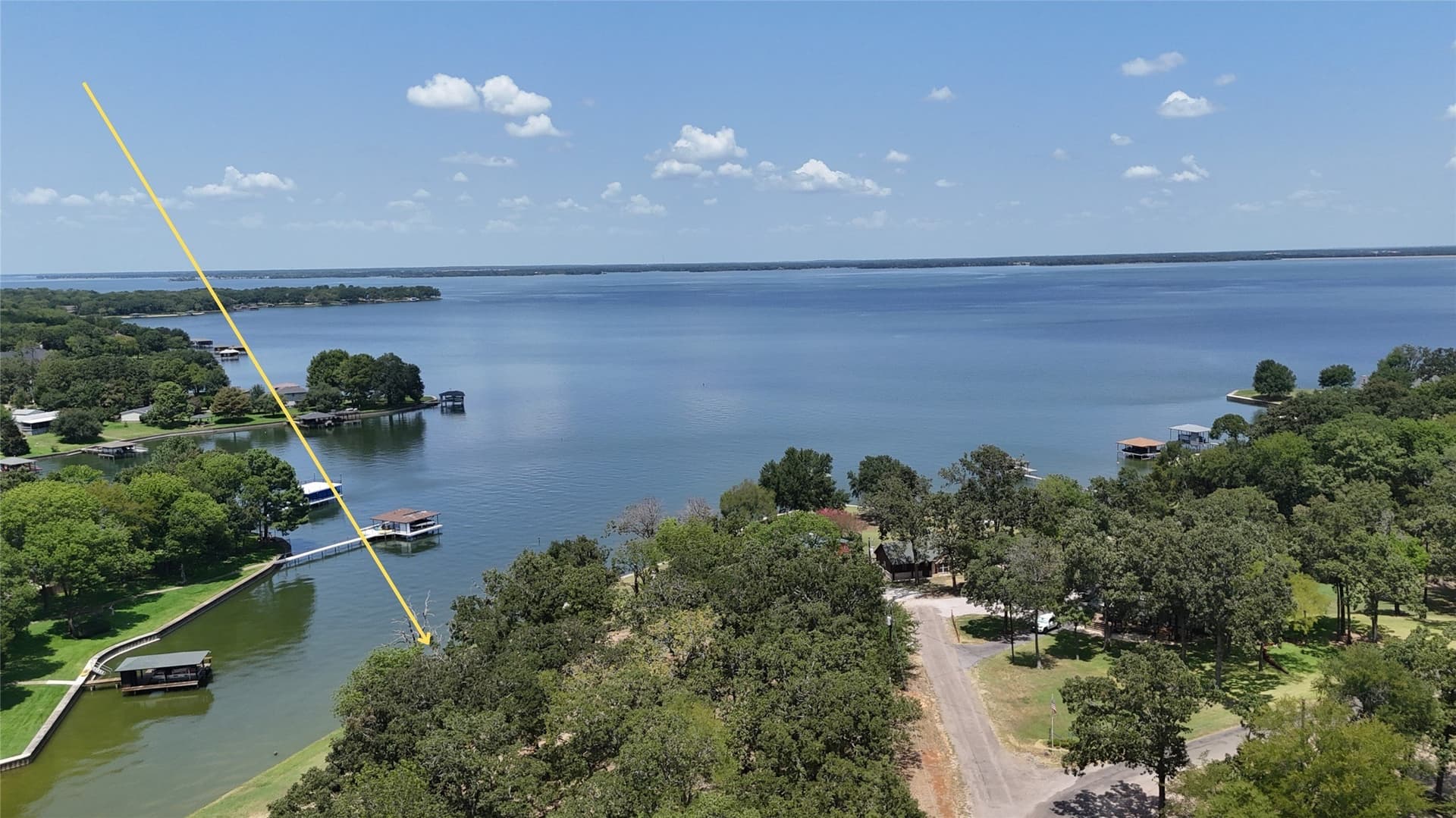 0.99 acres in Freestone County