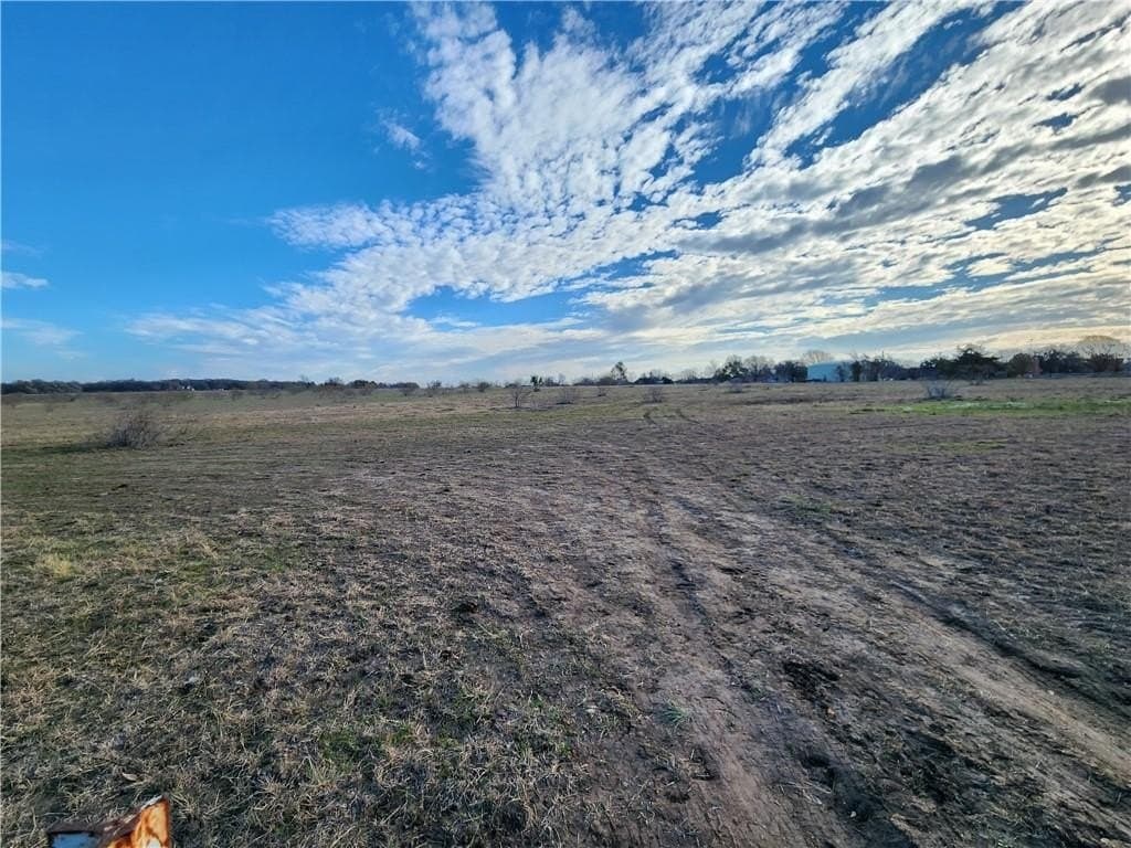 13 acres in McLennan County