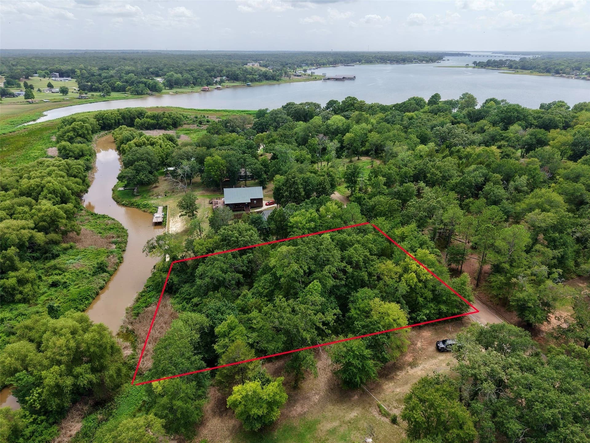 0.62 acres in Henderson County