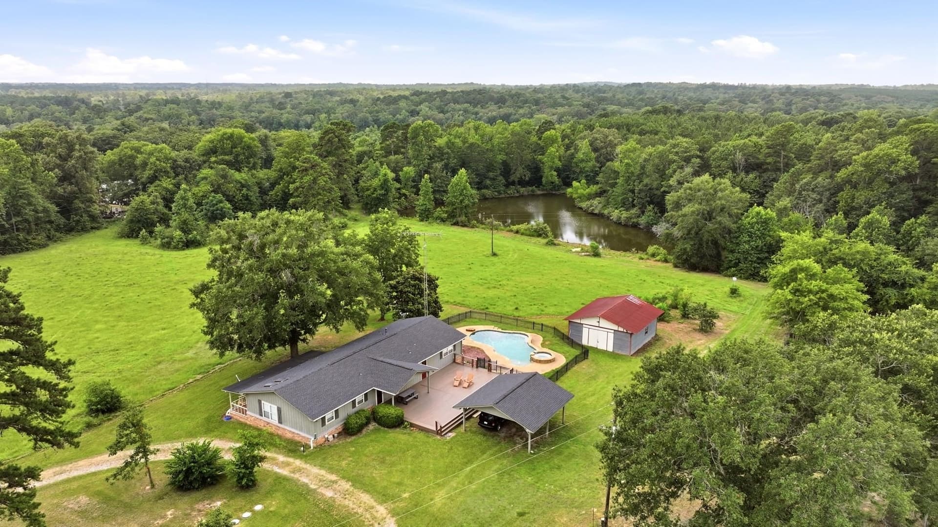 18.08 acres in Smith County