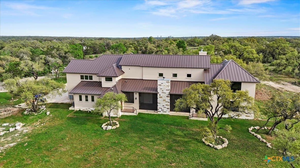 42.54 acres in Hays County