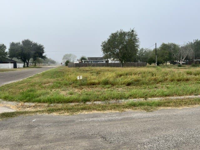 0.32 acres in Jim Hogg County