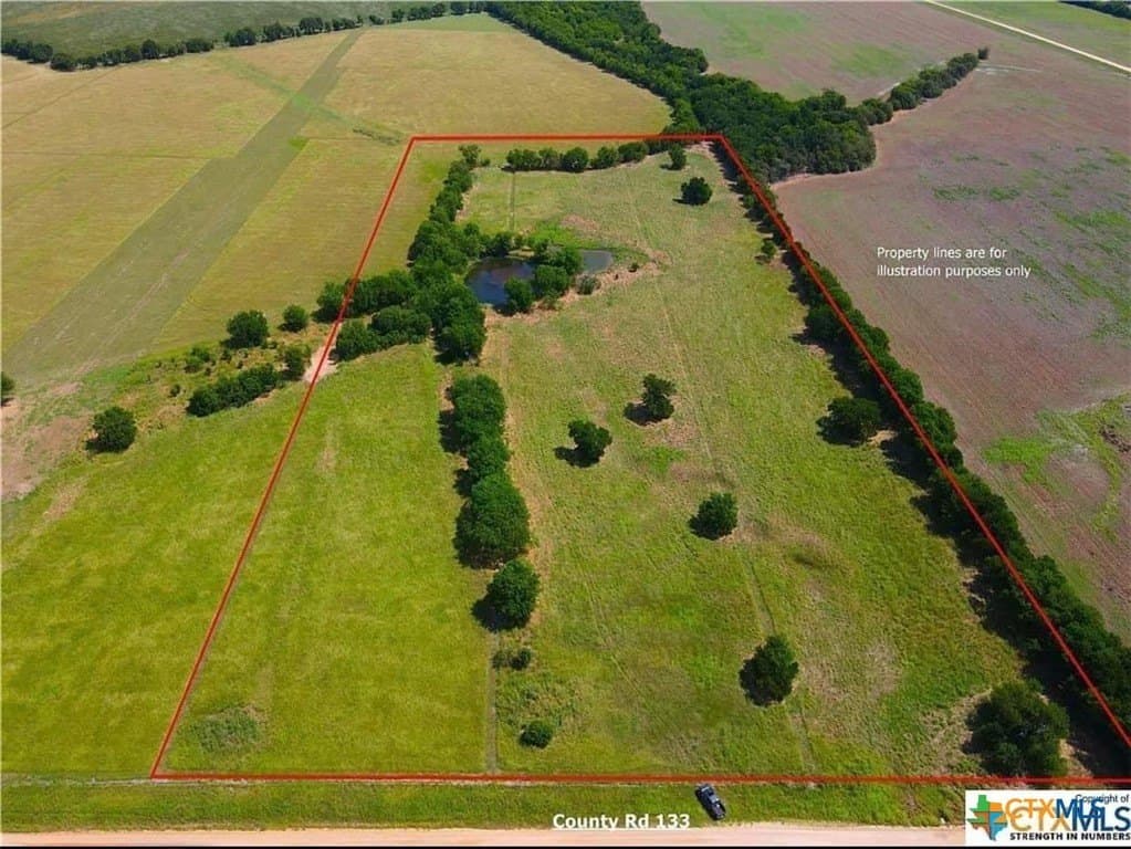 15.02 acres in Milam County