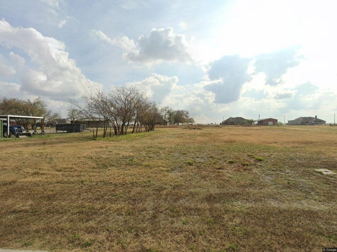 1.02 acres in Hunt County