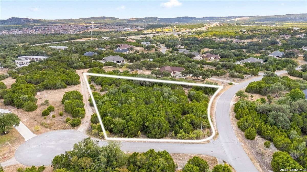 1.5 acres in Comal County