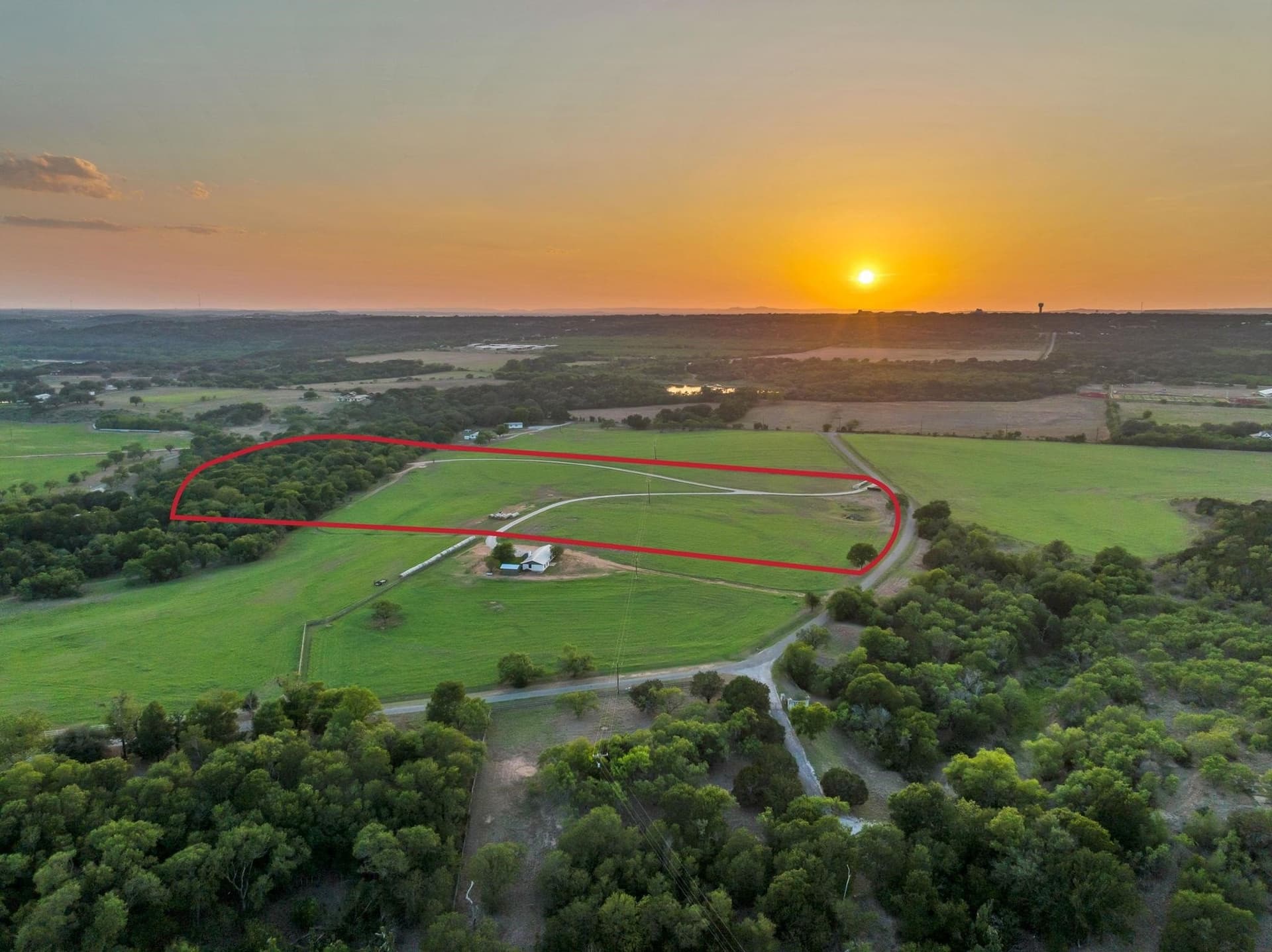 19.5 acres in Burnet County