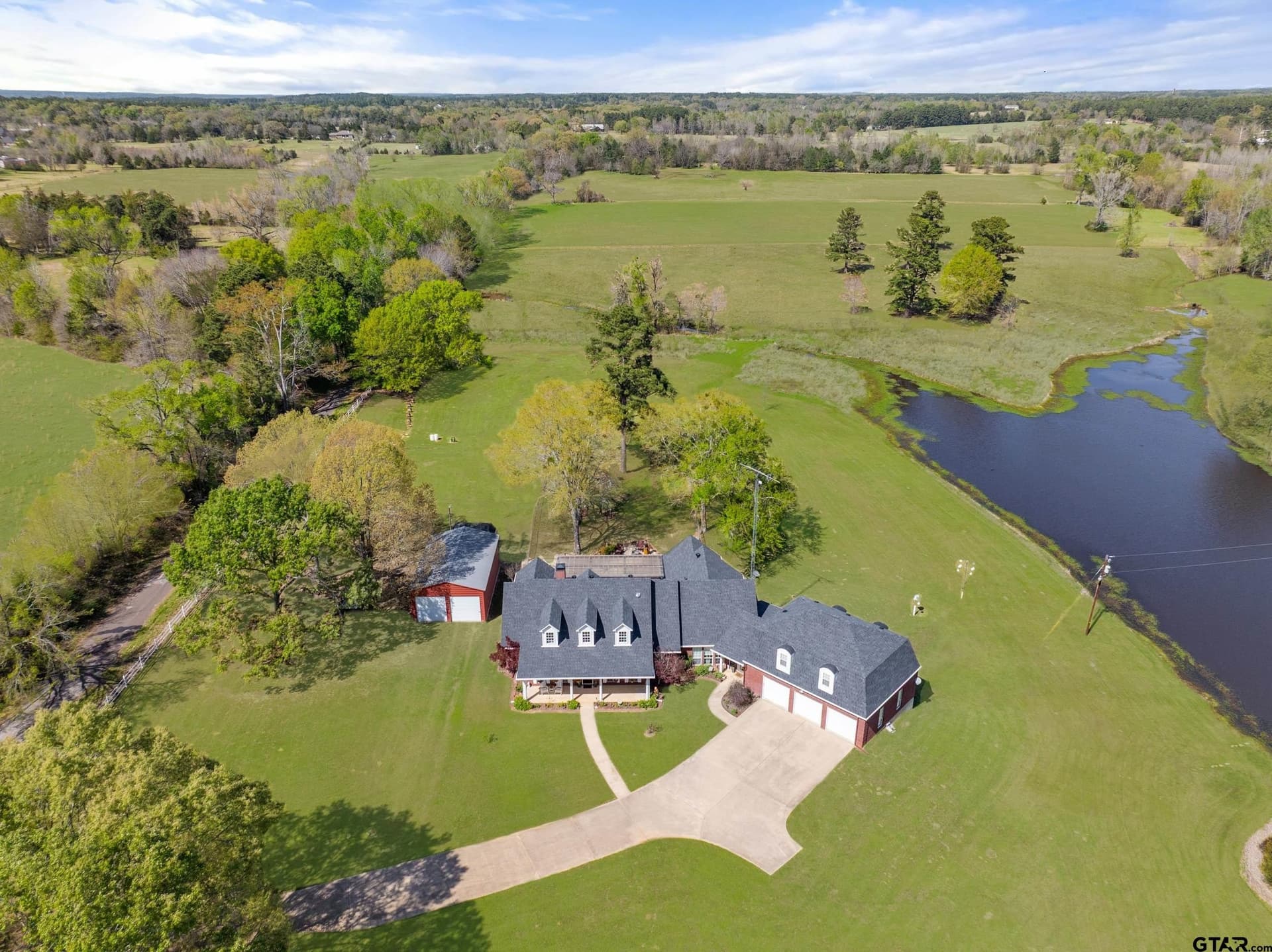 12 acres in Smith County