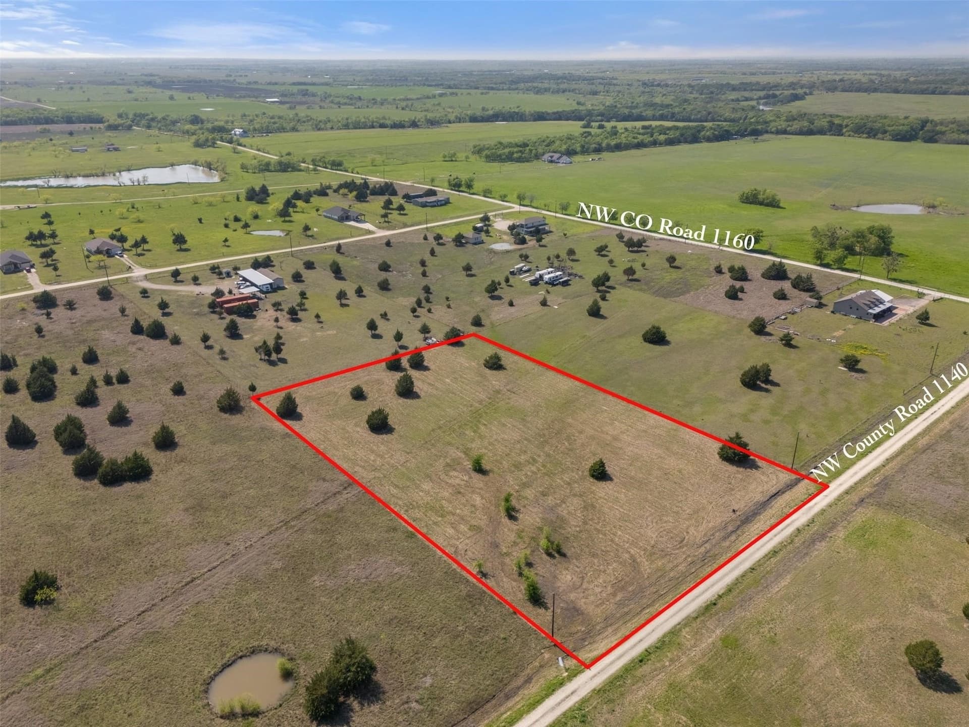 2.5 acres in Navarro County