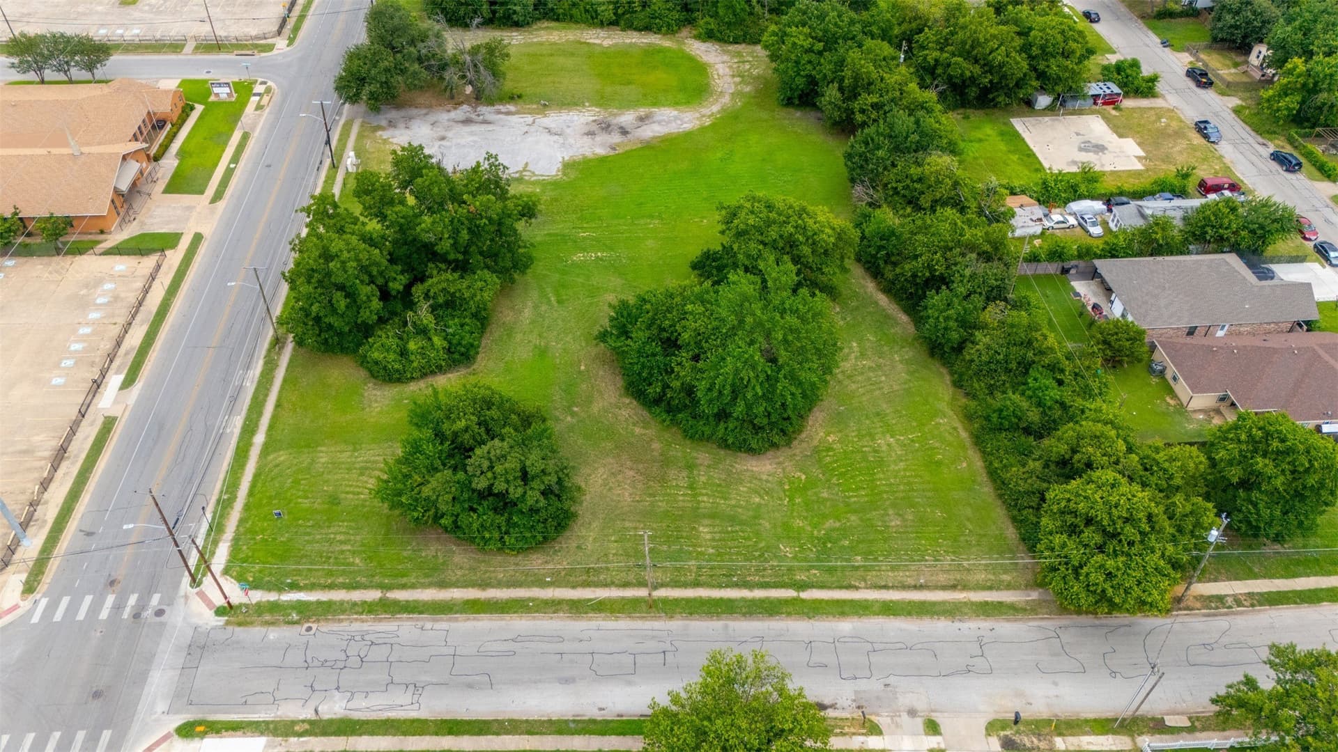 1.11 acres in Tarrant County