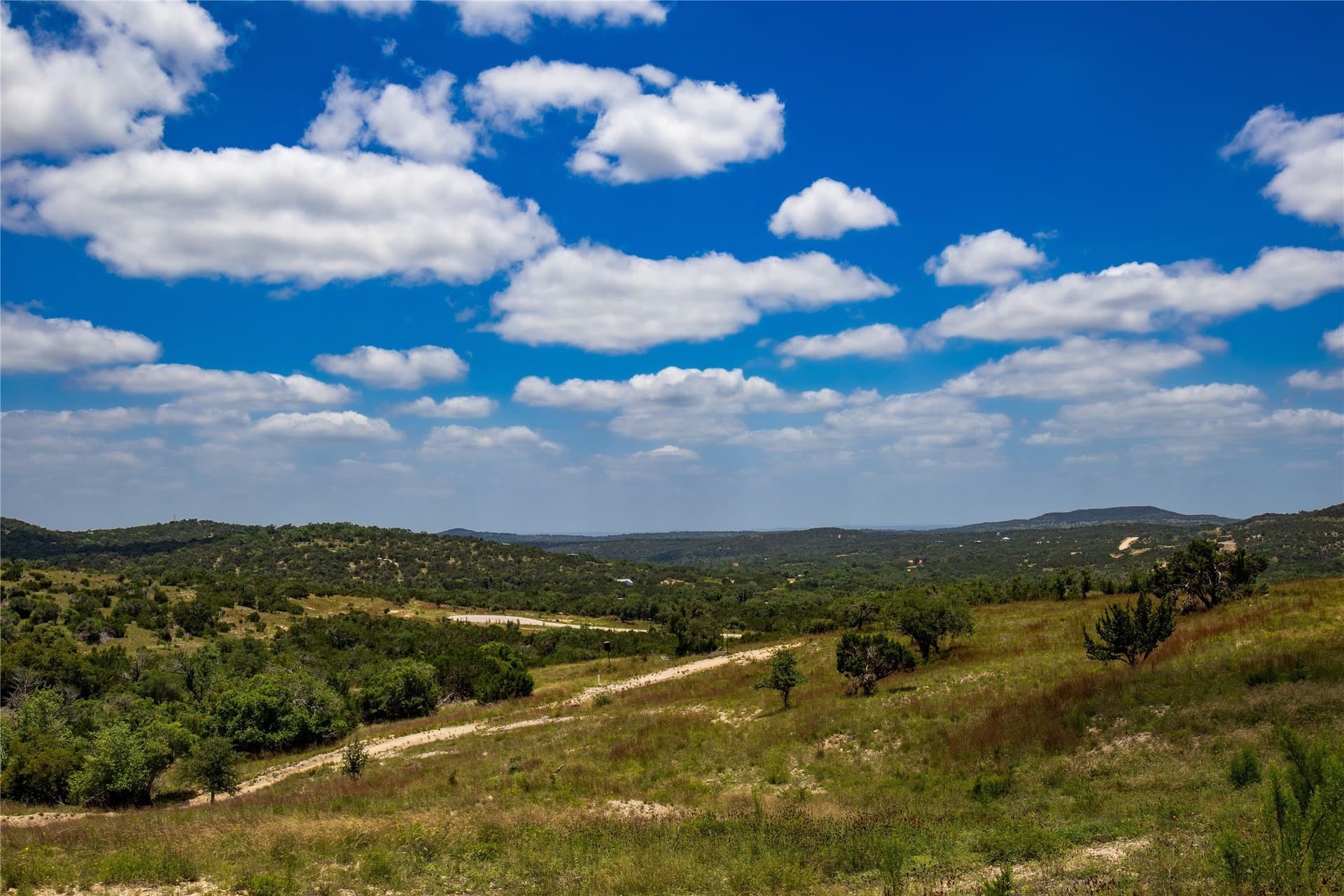 5.3 acres in Blanco County