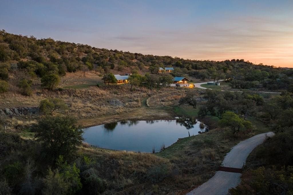 243 acres in Llano County