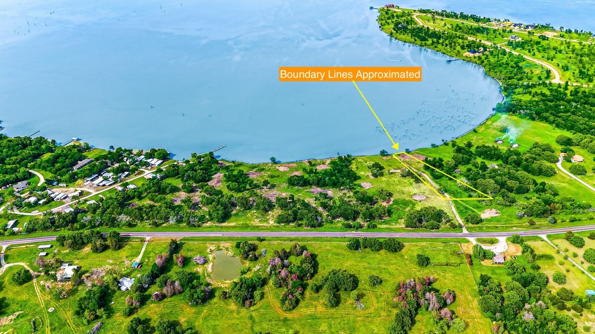 1.1 acres in Navarro County