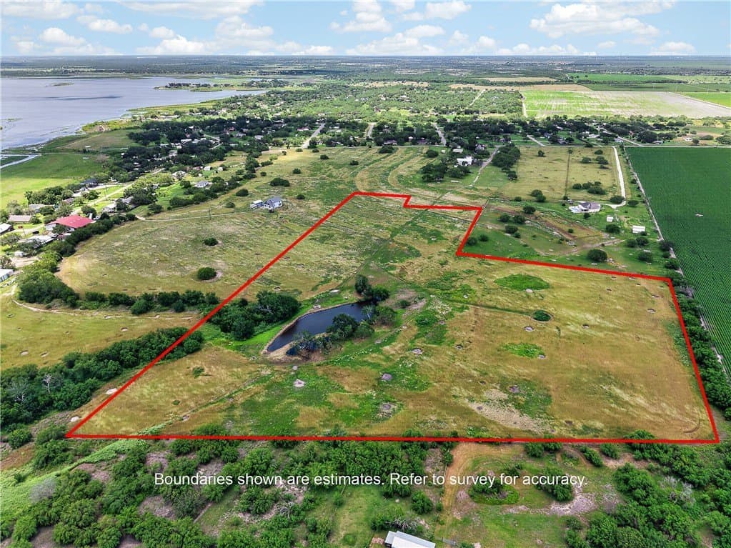 14.86 acres in San Patricio County