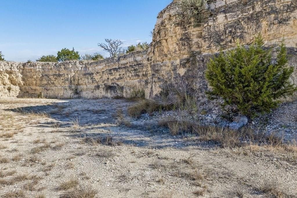 17.82 acres in Gillespie County