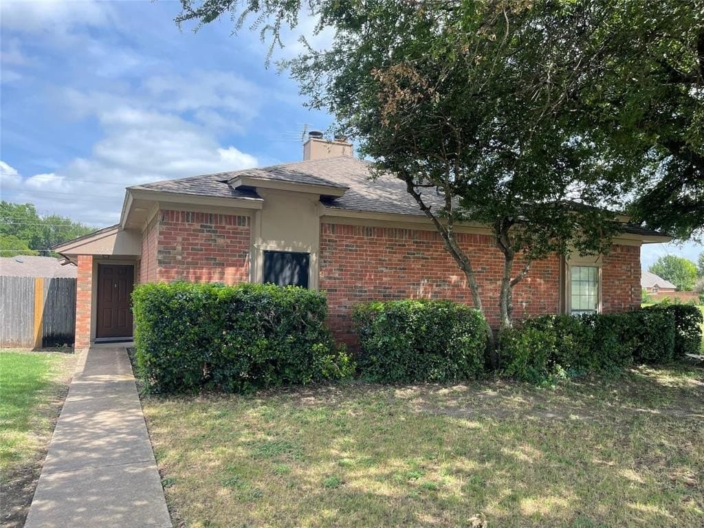 999 acres in Dallas County