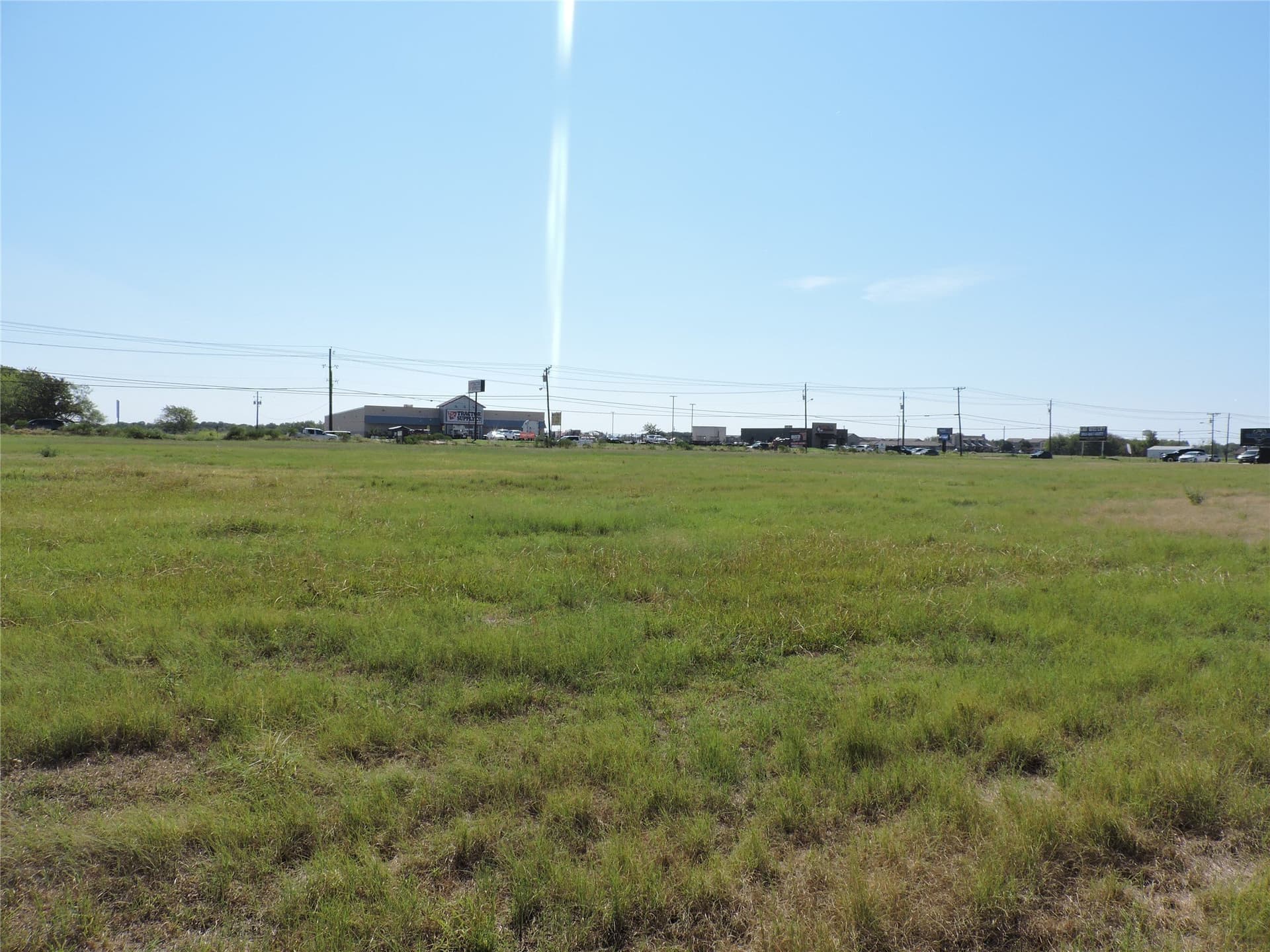 3.64 acres in Henderson County
