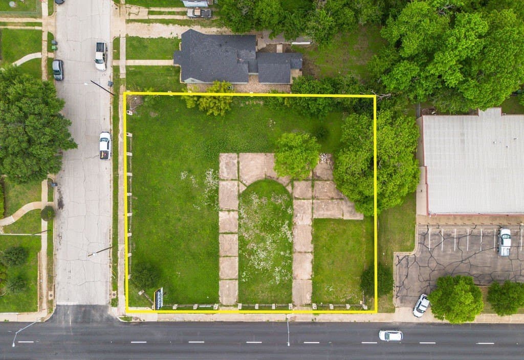 0.56 acres in McLennan County