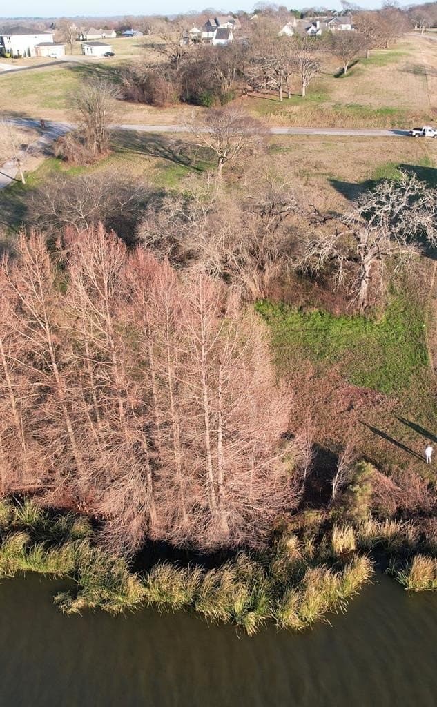 1 acres in Henderson County