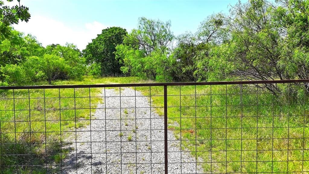 50 acres in Parker County