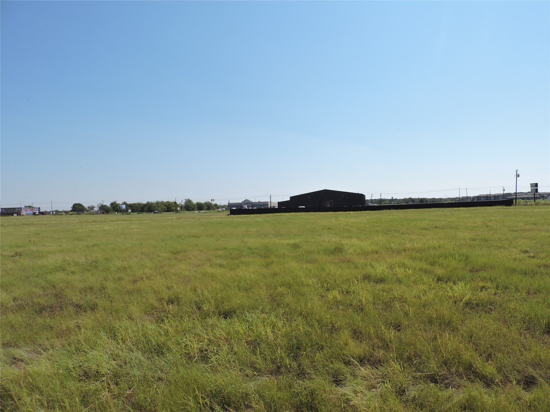 1.03 acres in Henderson County