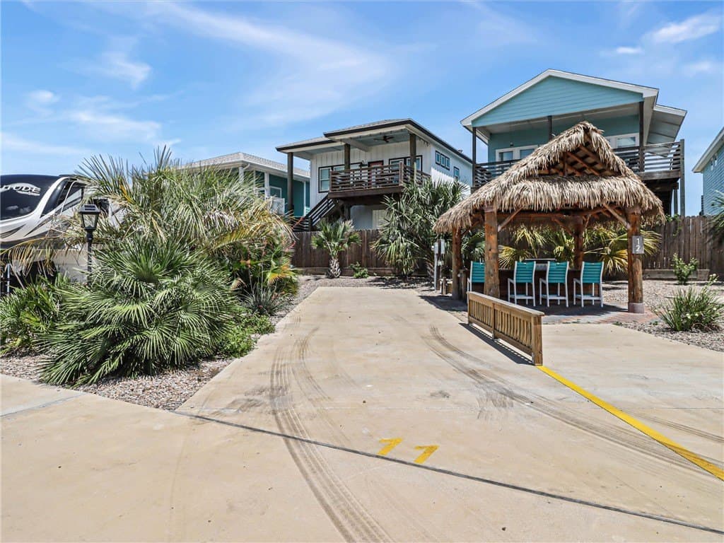 0.04 acres in Nueces County