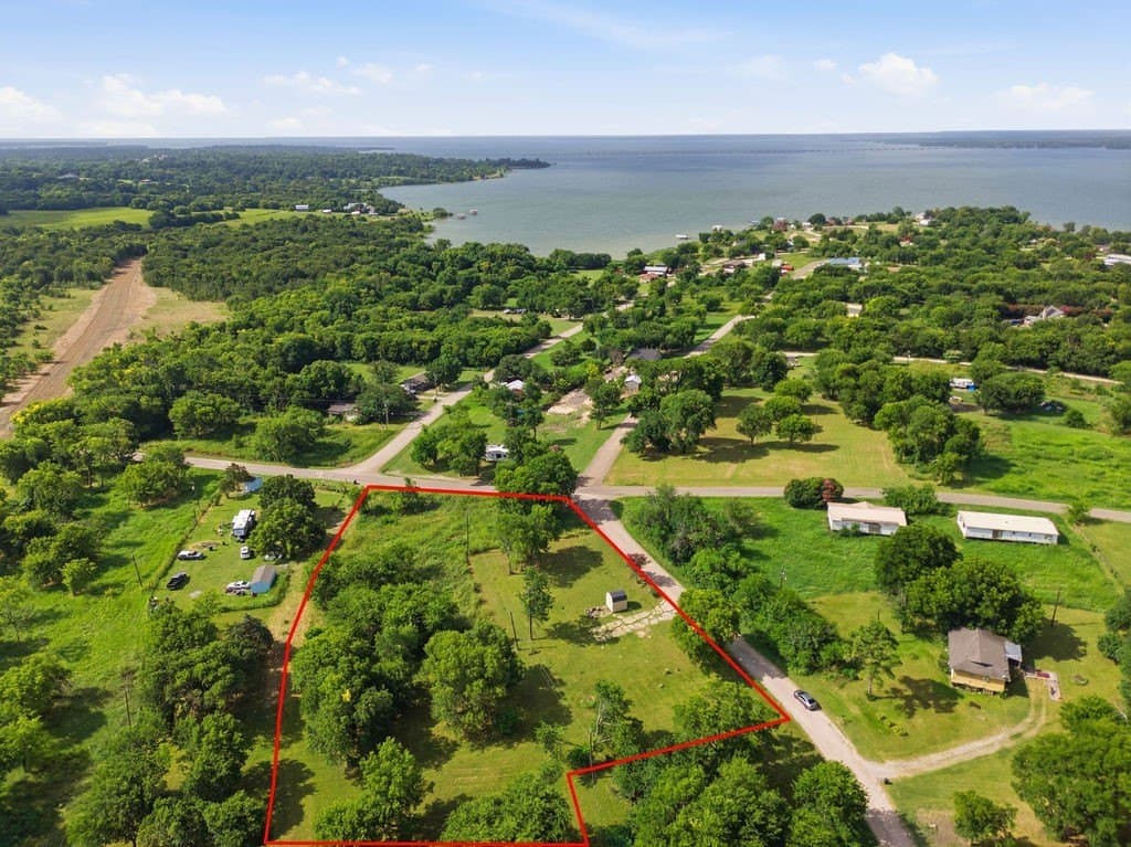 2.24 acres in Hunt County