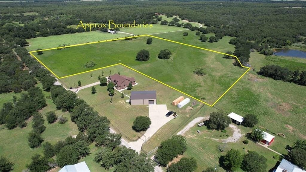 8 acres in Palo Pinto County